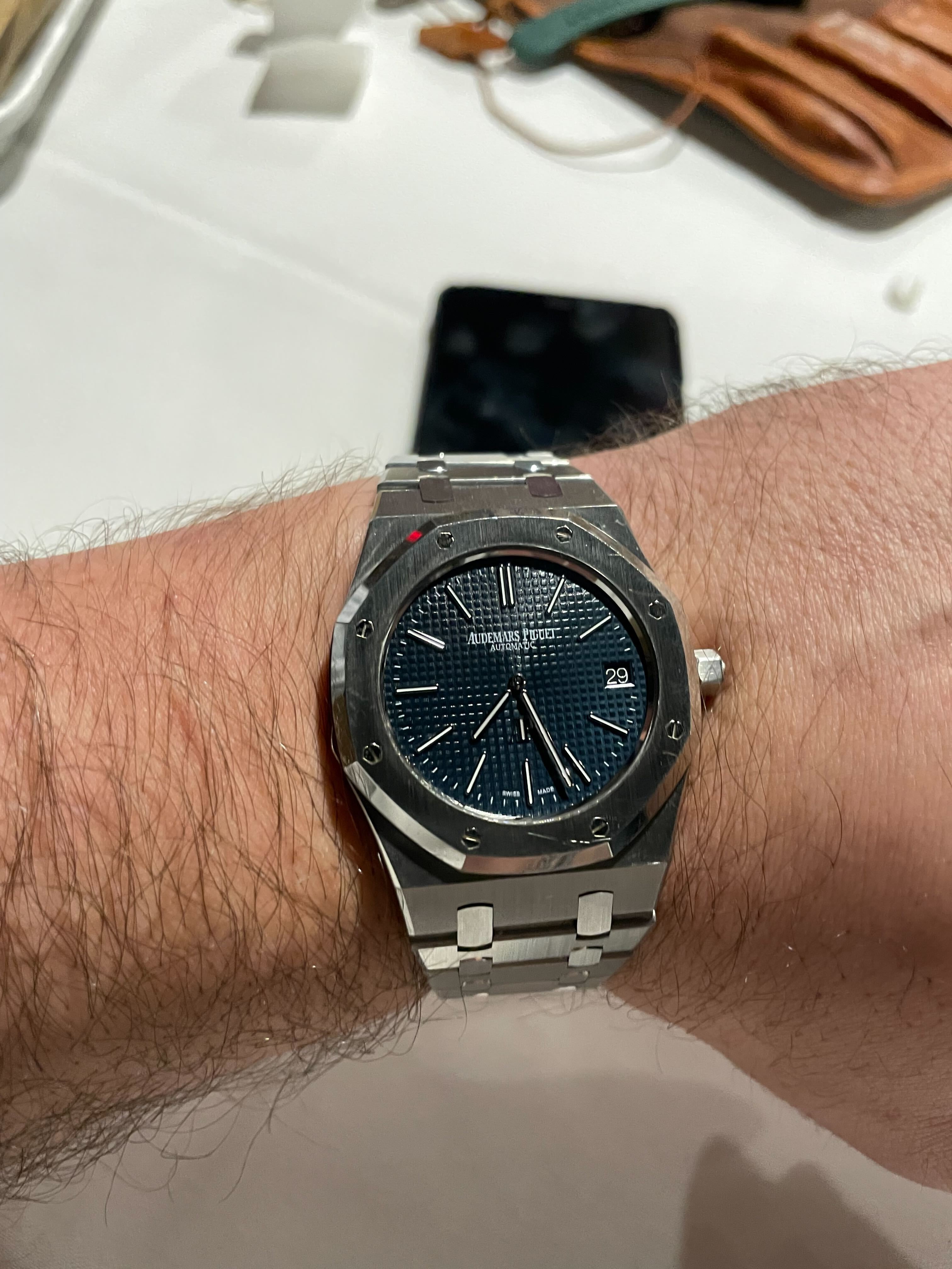 Audemars Piguet Royal Oak 15202 in acciaio, esempio della collezione Royal Oak