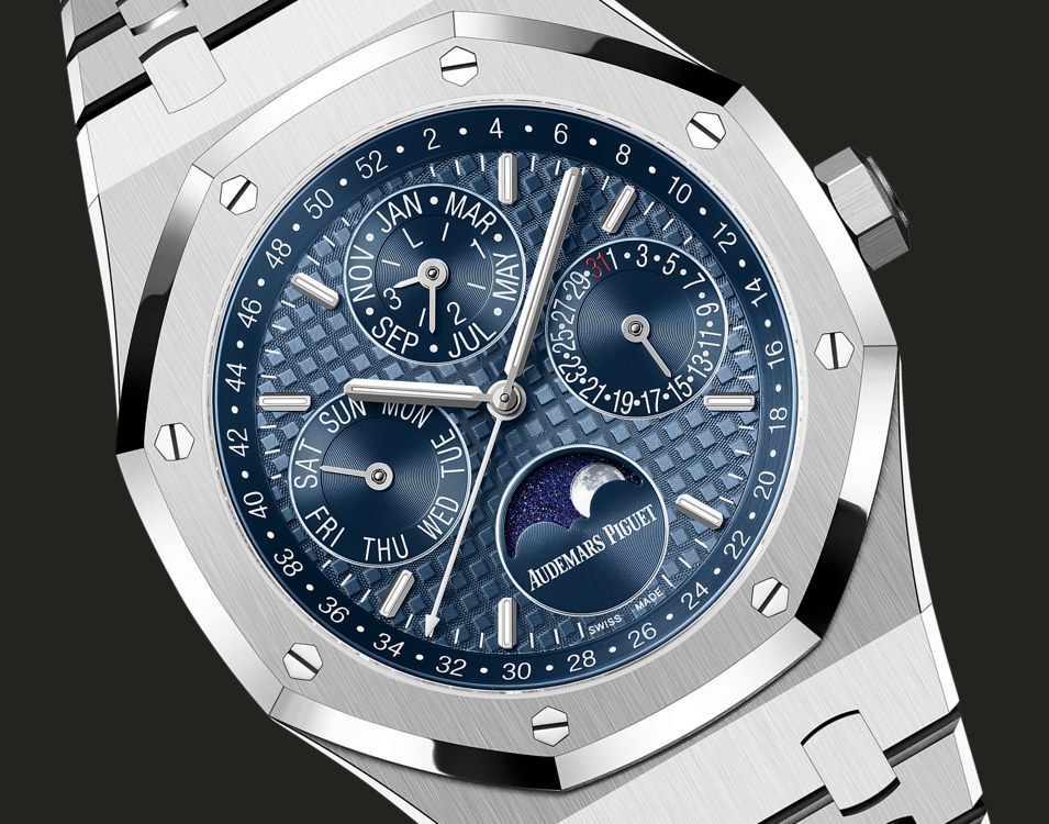 Dettaglio della cassa in acciaio del Royal Oak 26574ST.OO.1220ST.03