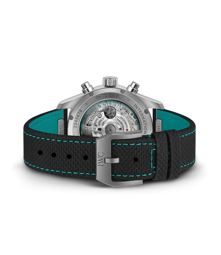 Retro dell'IWC Pilot’s Watch Chronograph 41 Mercedes-AMG PETRONAS IW388108 con cinturino e fibbia