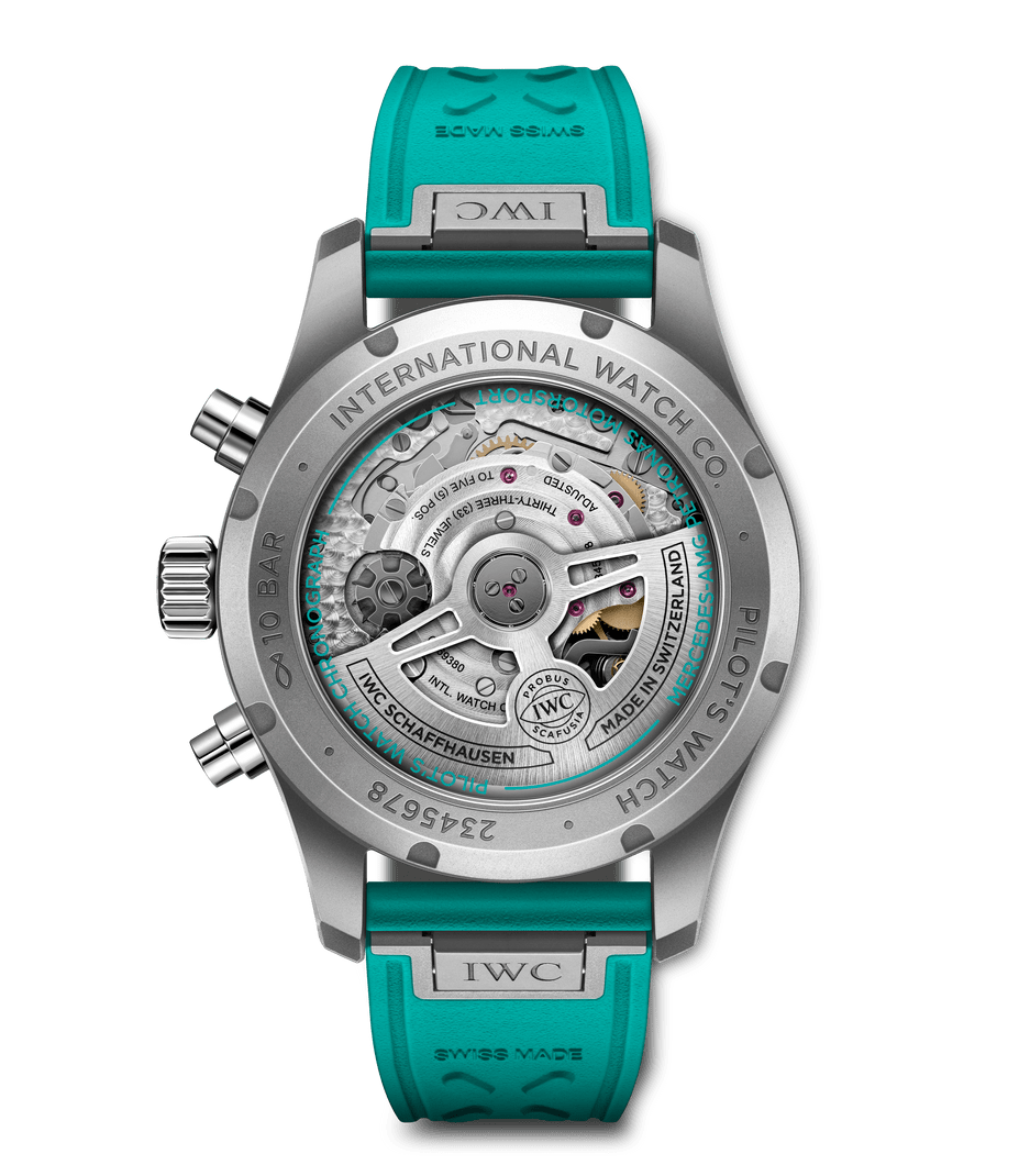 Fondello con movimento visibile dell'IWC Pilot’s Watch Chronograph 41 Mercedes-AMG PETRONAS IW388108