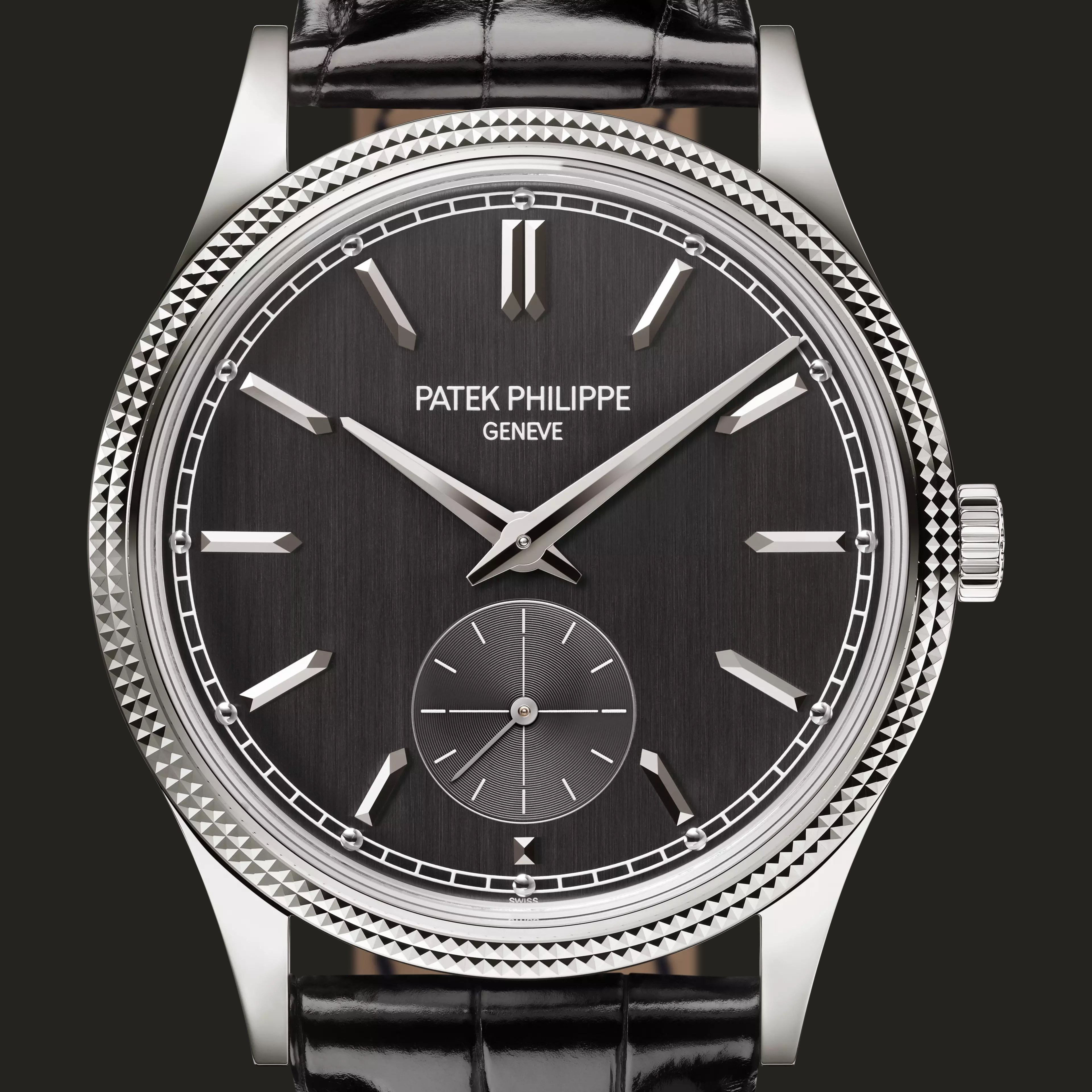 Patek Philippe Calatrava: Patek Philippe Calatrava 6119G-001, configurazione in oro bianco, vista frontale.
