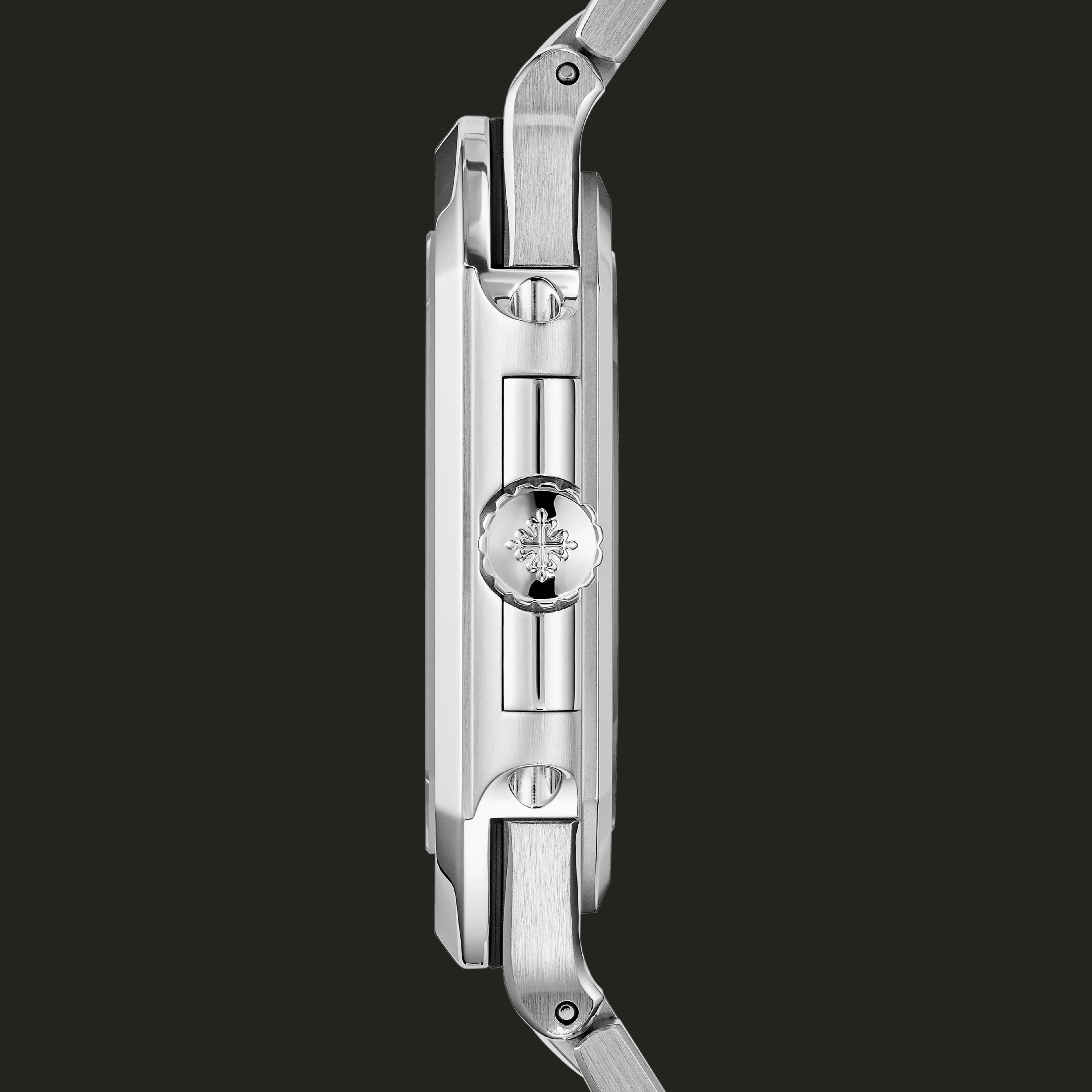 Patek Philippe 5821/1A-001: profilo laterale.