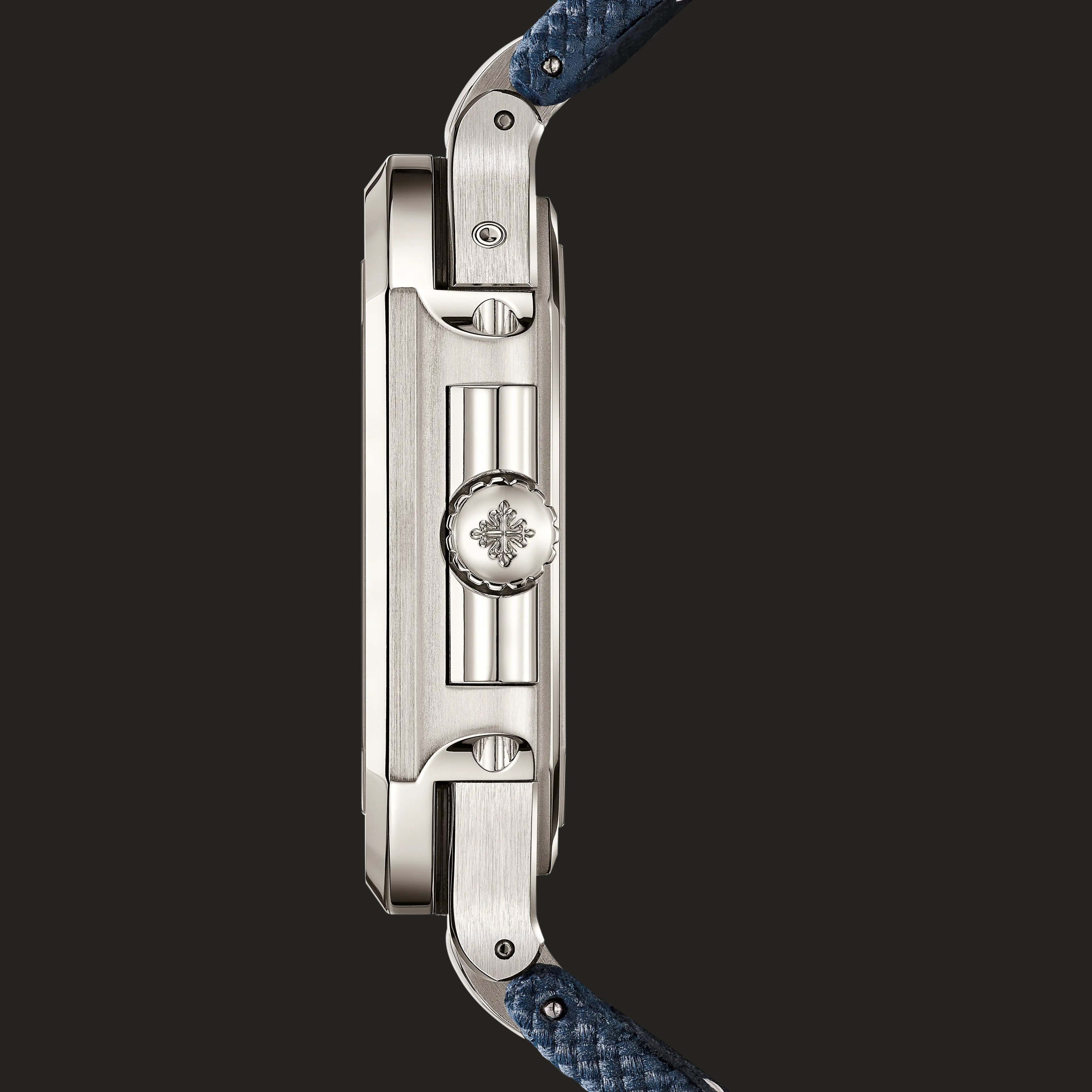 Patek Philippe 5840P-001: profilo laterale.