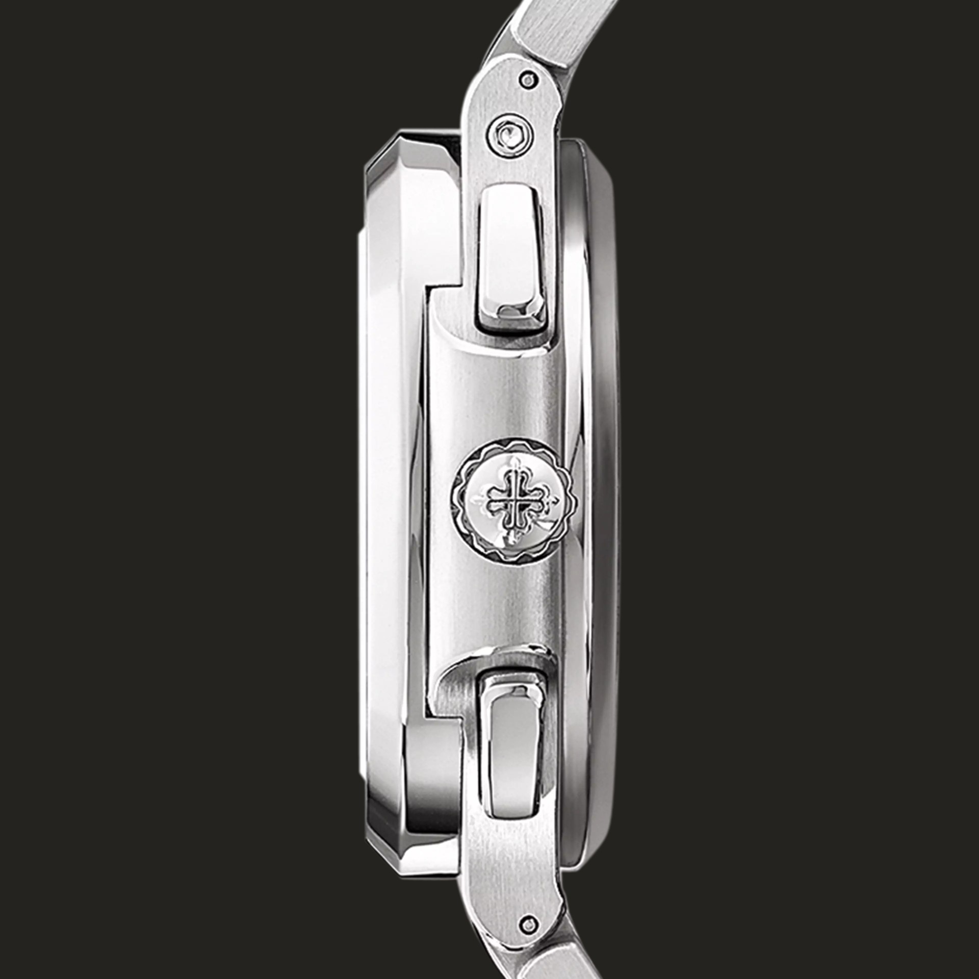 Profilo lato corona e pulsanti del Patek Philippe Nautilus 5990/1A-011