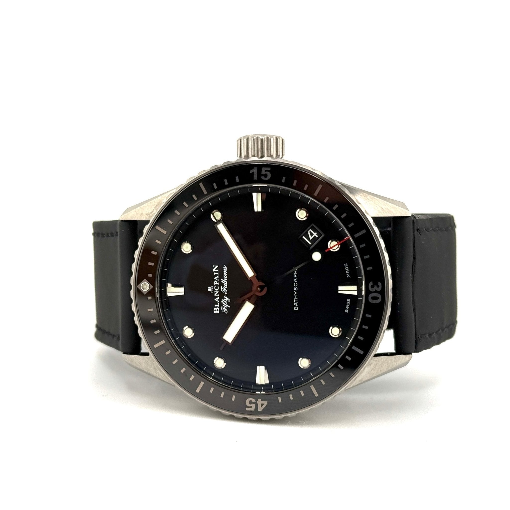 Blancpain Fifty Fathoms Bathyscaphe 5000 0130 B52A, vista principale