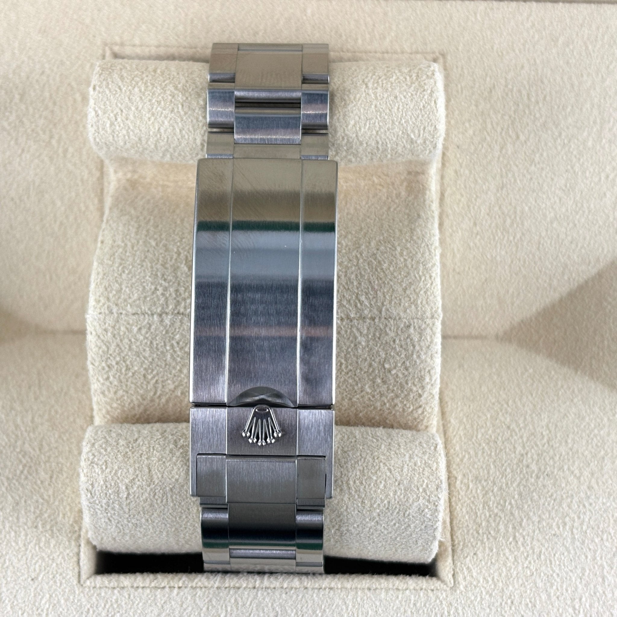 Rolex Submariner 124060, chiusura