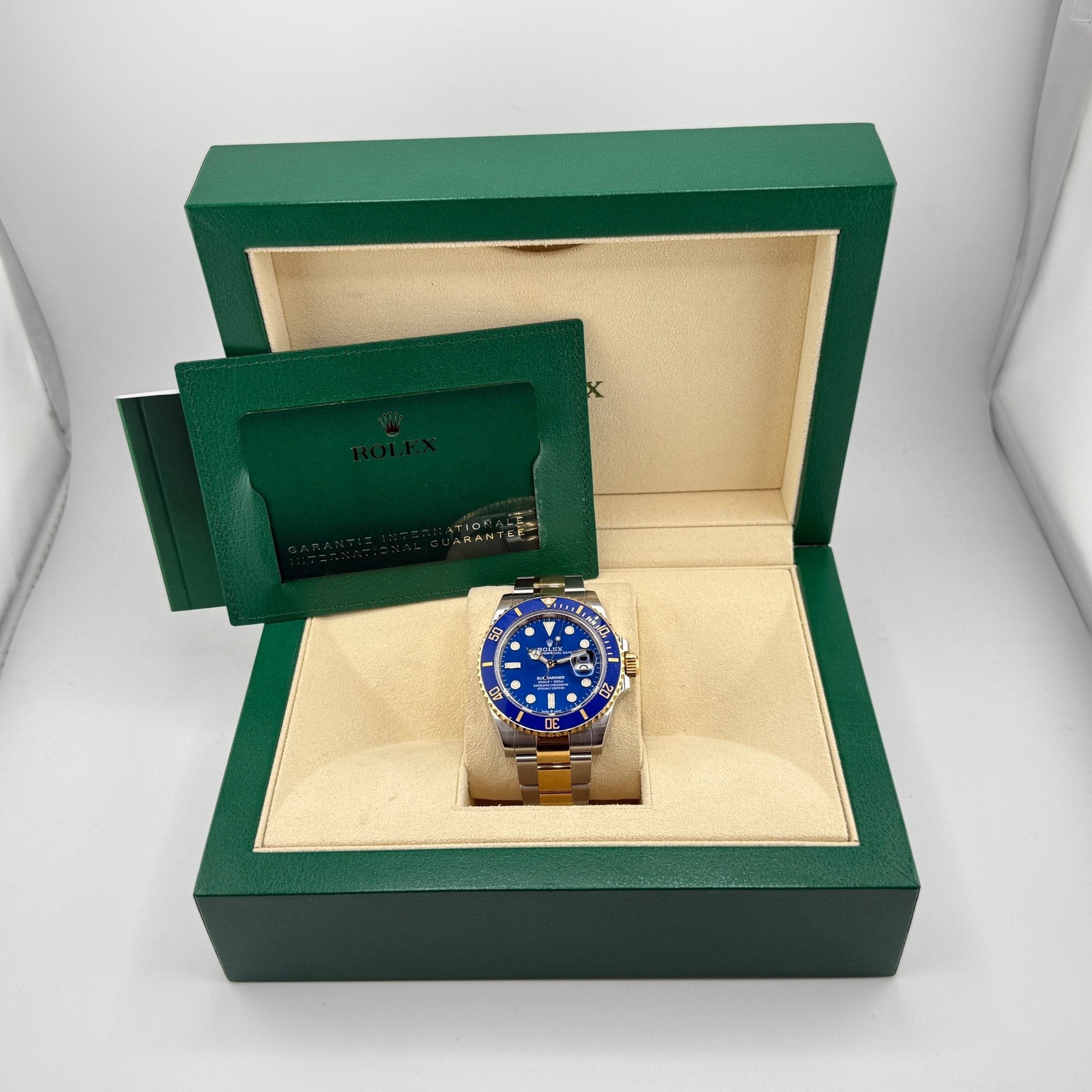 Rolex Submariner Date 126613LB, corredo