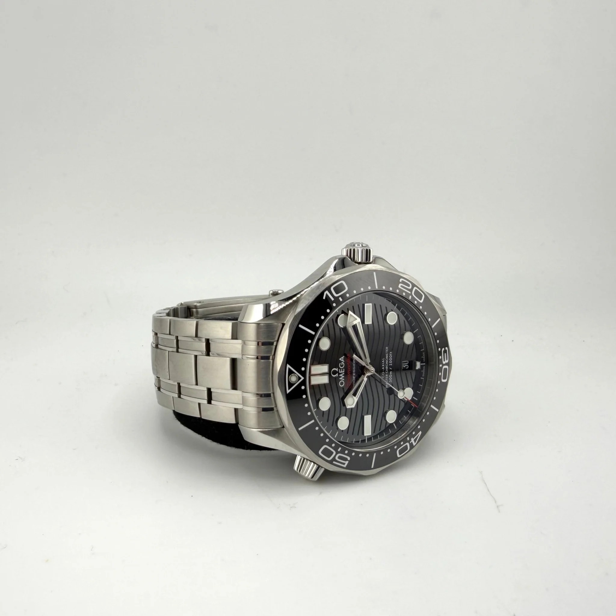 Omega SeaMaster referenza 210.30.42.20.01.001, dettaglio 4