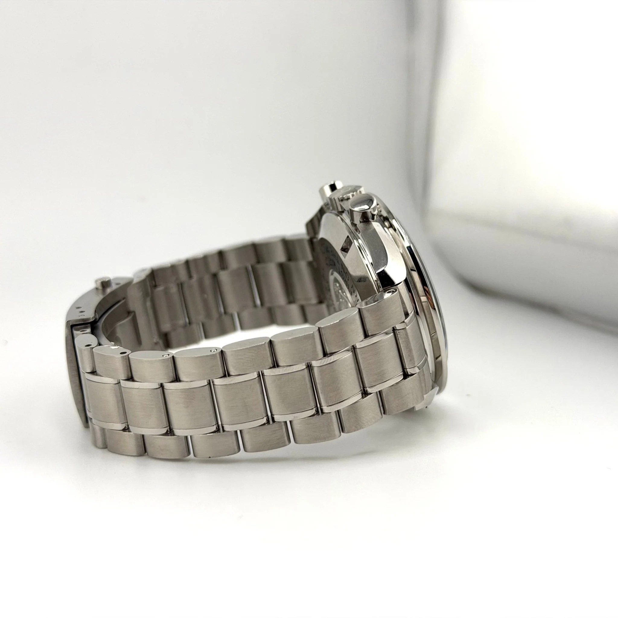 Omega Speedmaster referenza 310.30.42.50.01.001, dettaglio 3