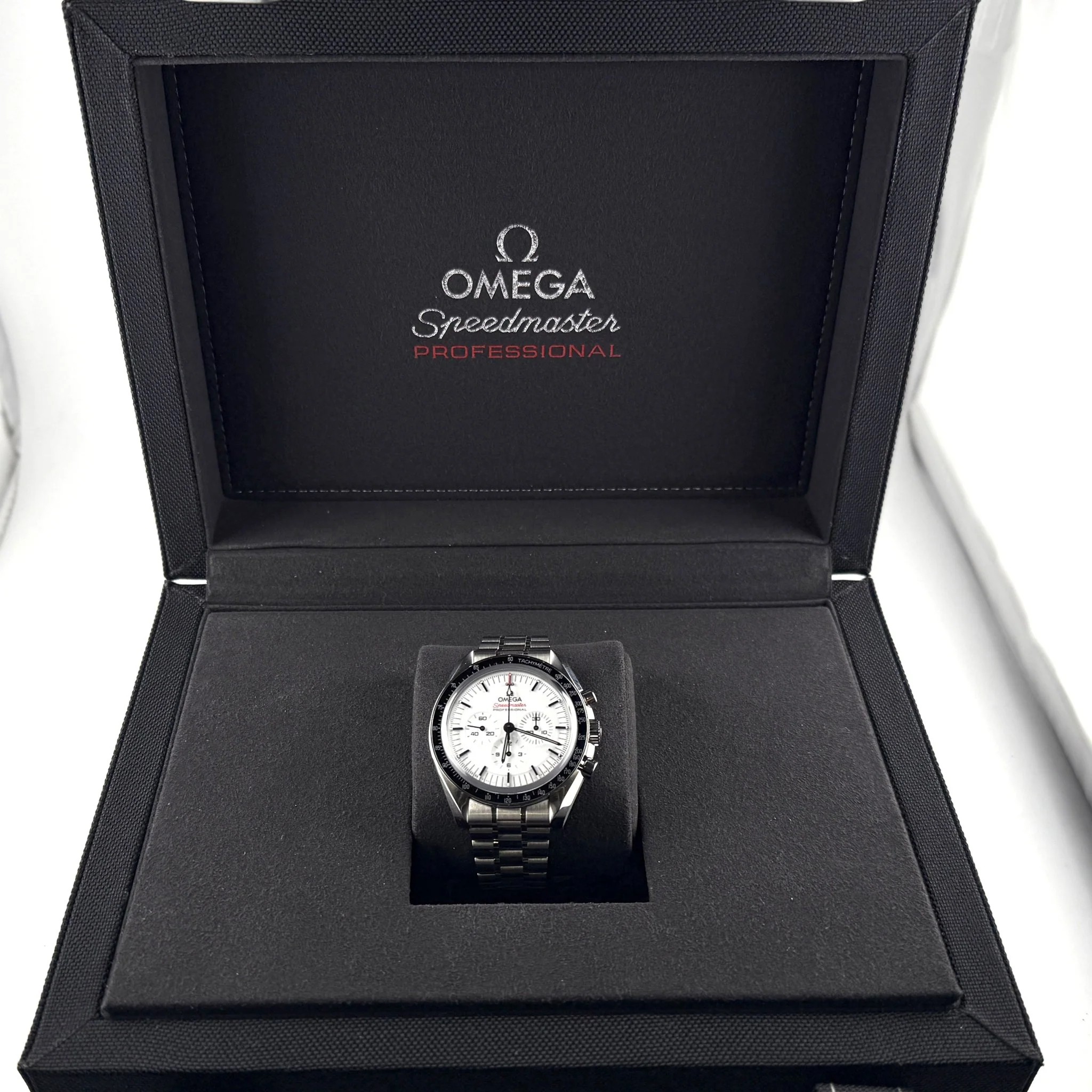 Omega Speedmaster referenza 310.30.42.50.04.001, dettaglio 2