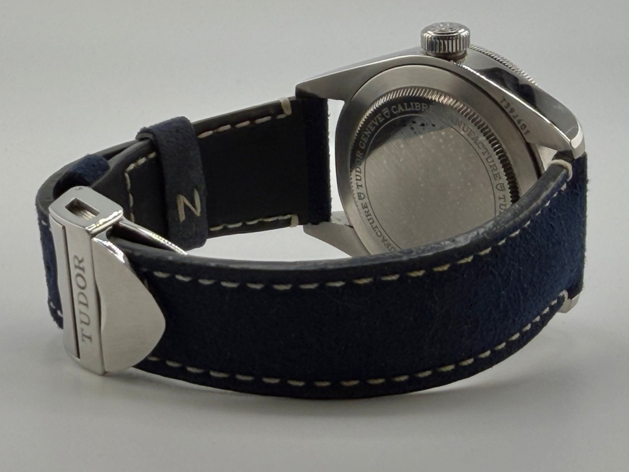 Tudor Black Bay Fifty-Eight 79030B, dettaglio