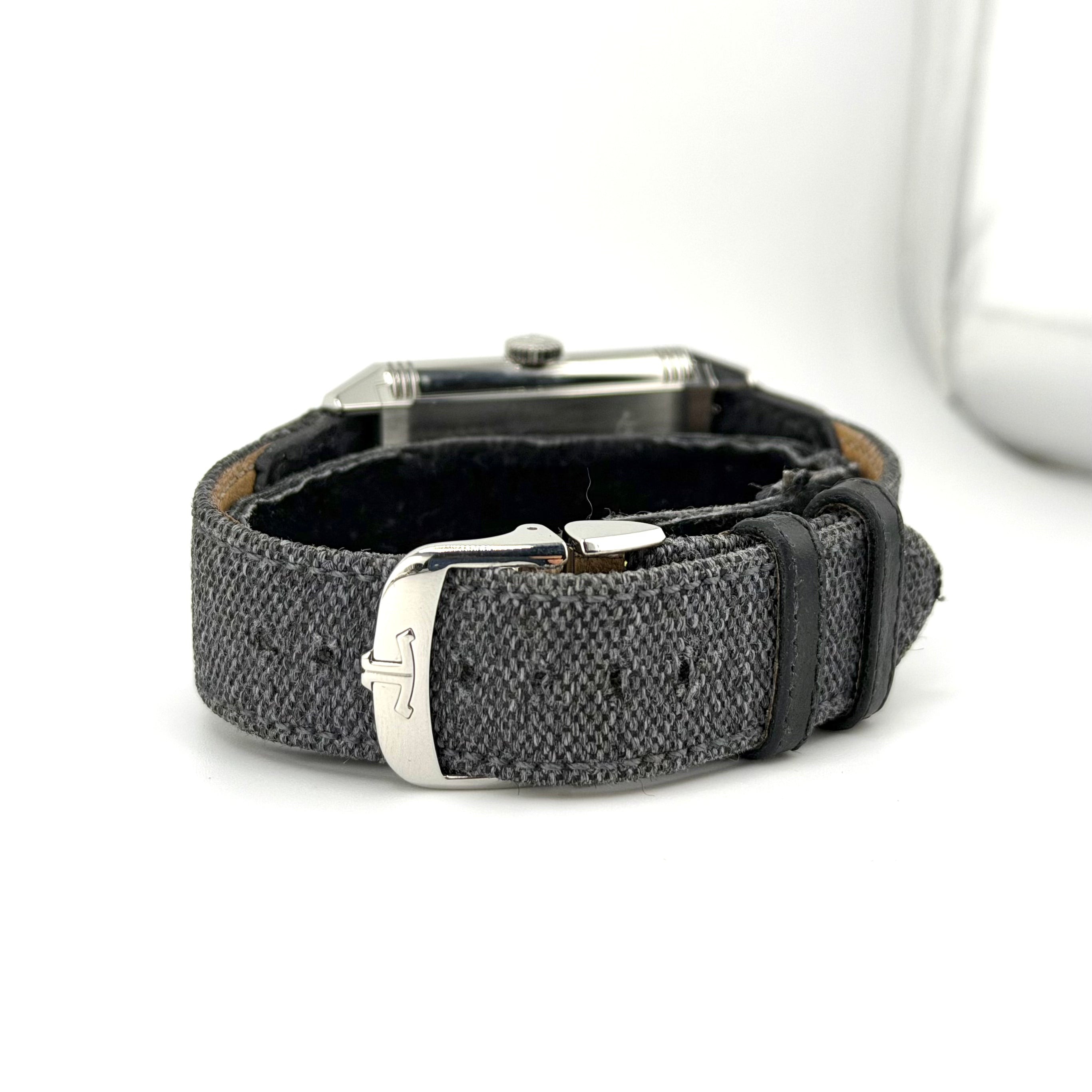 Jaeger-LeCoultre Reverso Tribute Monoface Small Seconds Q713842J, profilo della cassa