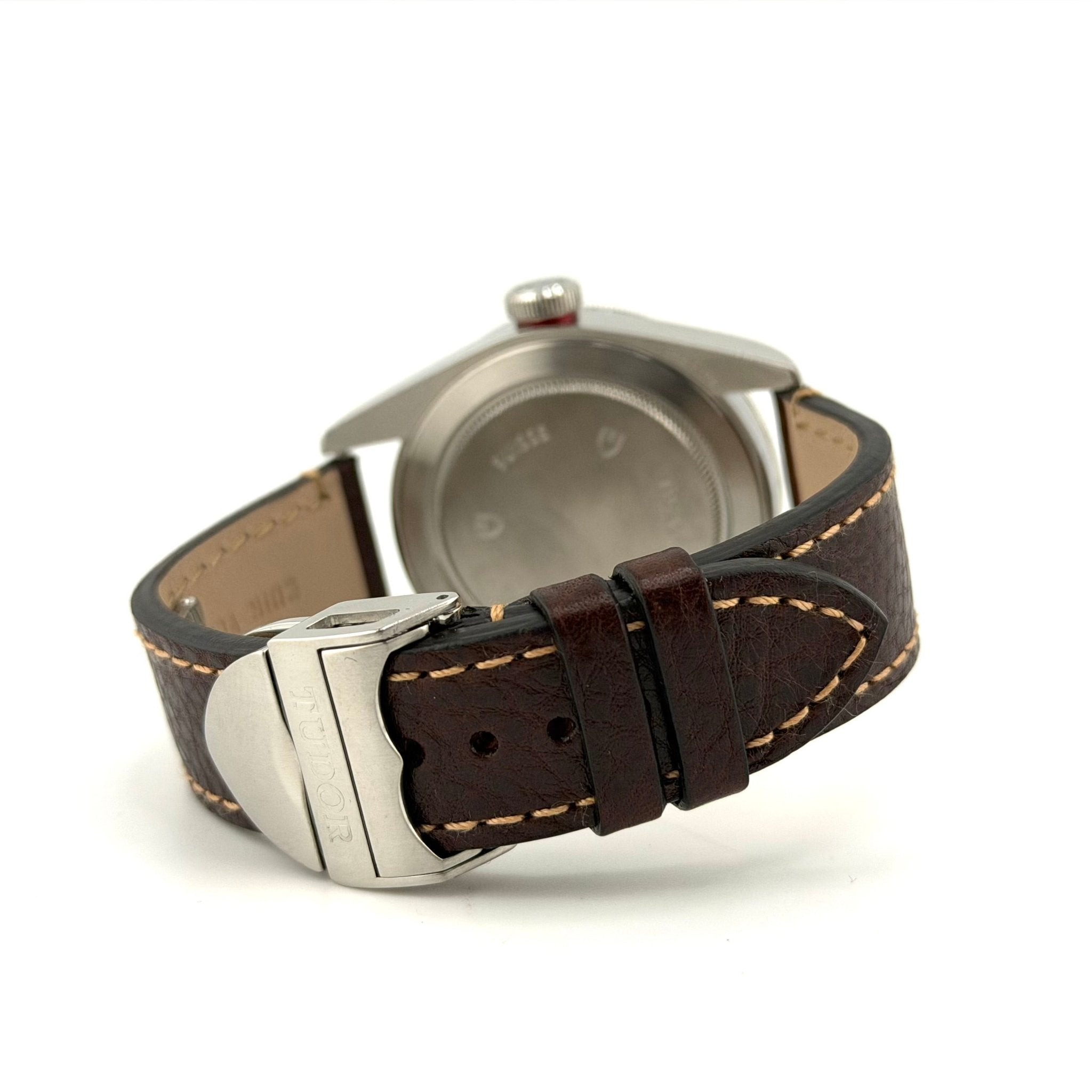 Tudor Heritage Black Bay 79220R, fondello e cinturino