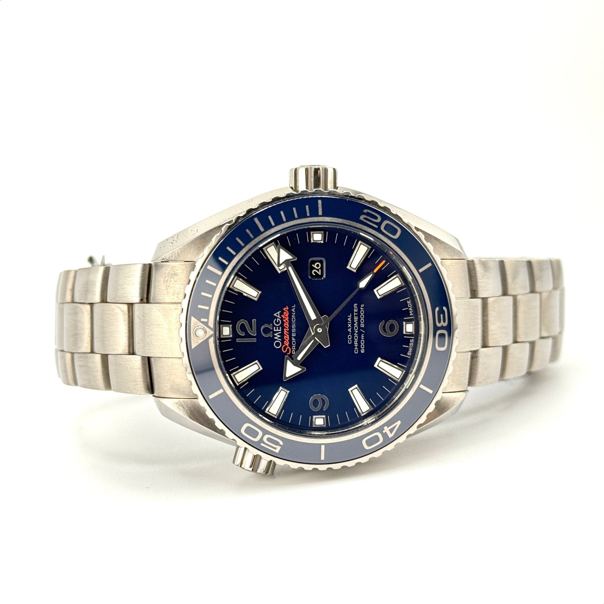 Omega Seamaster Planet Ocean 600M 232.90.38.20.03.001, vista 1