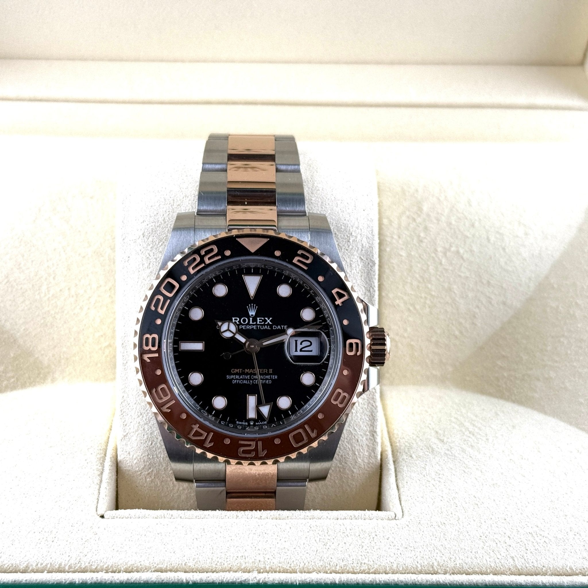 Rolex GMT-Master II 126711CHNR, vista 2