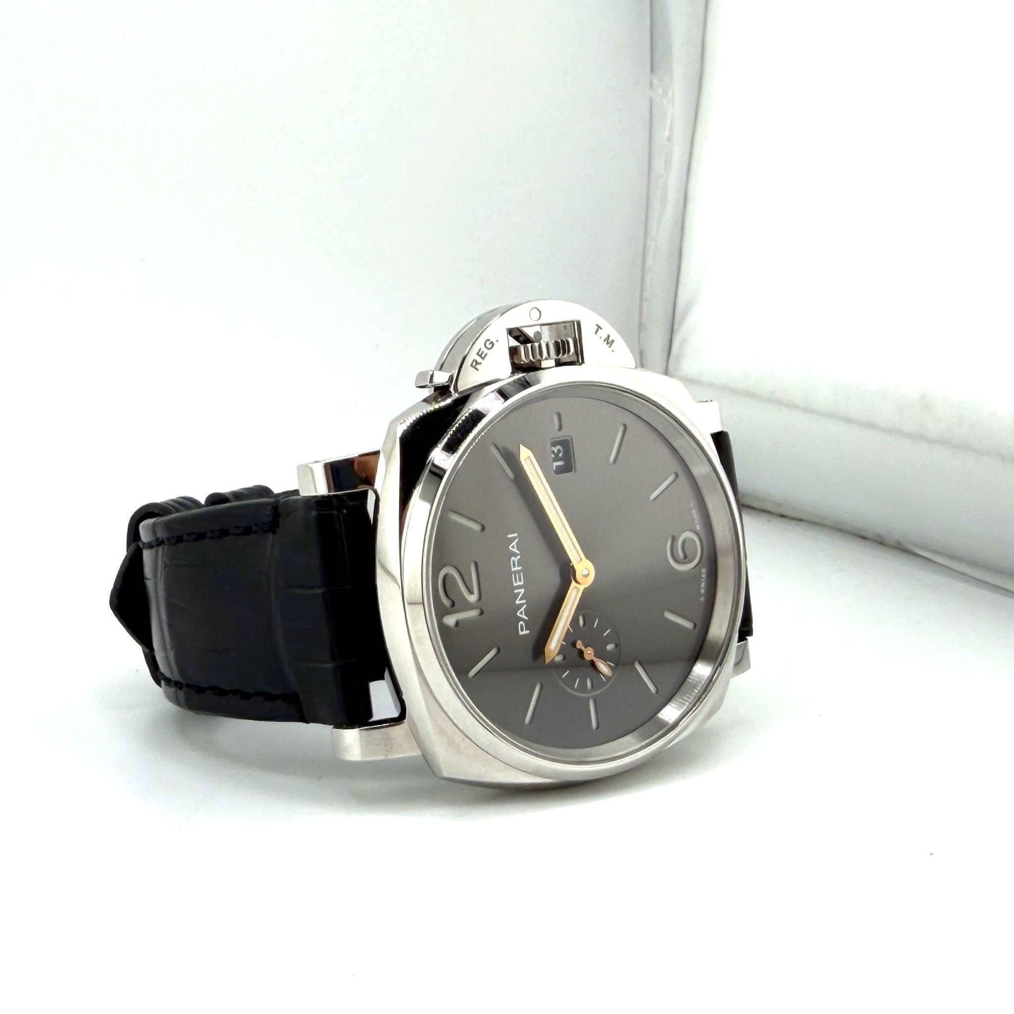Panerai Luminor Due PAM01250, dettaglio fotografico 2