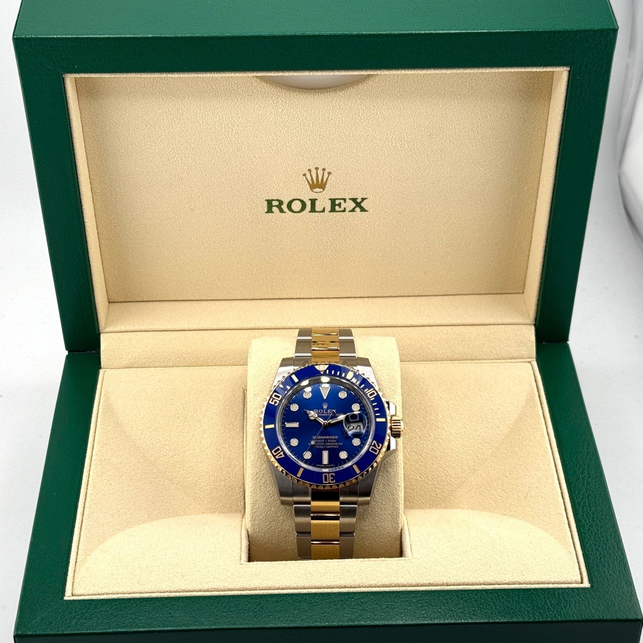 Rolex Submariner Date 116613LB, dettaglio fotografico 2