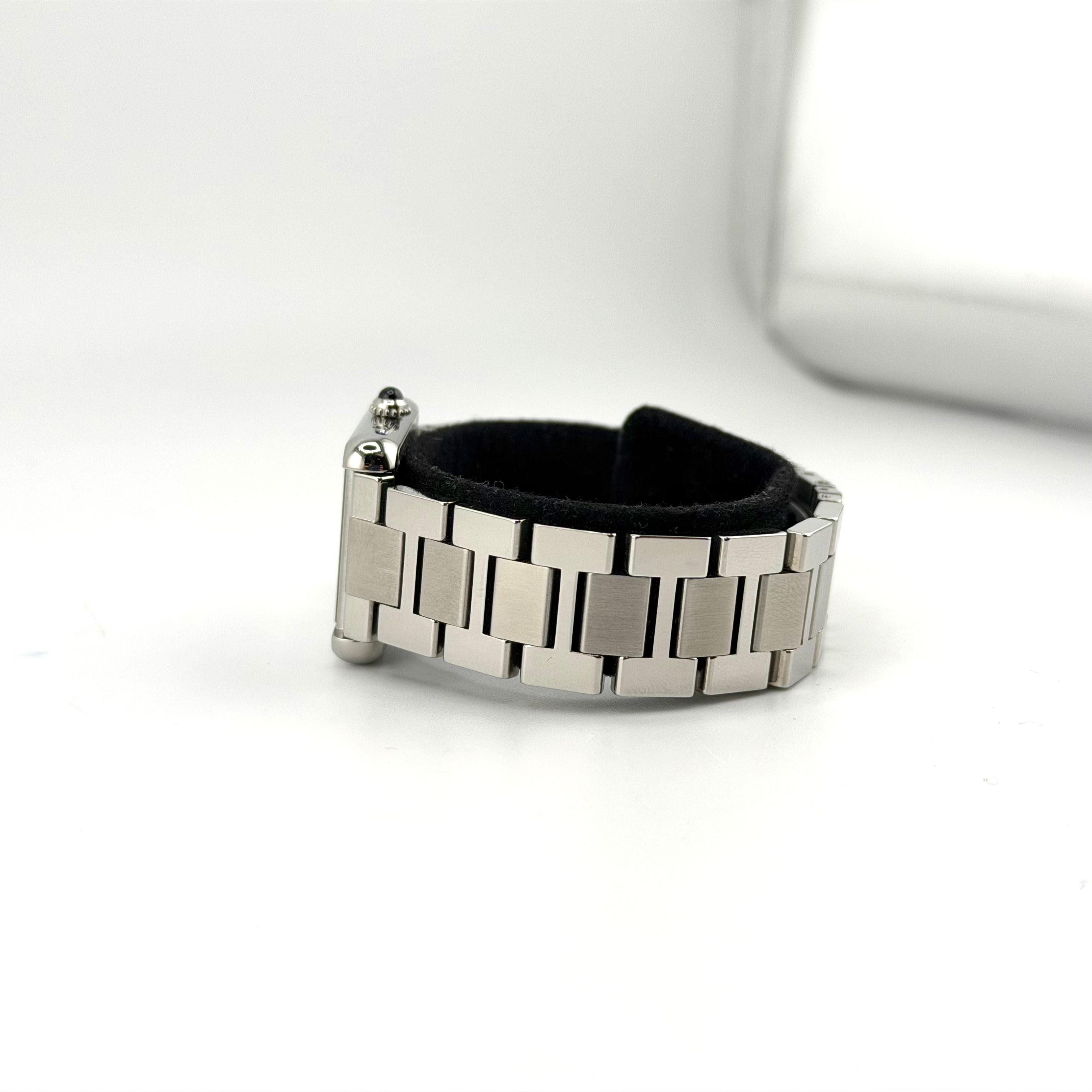 Cartier Tank Solo W5200013, dettaglio fotografico 2