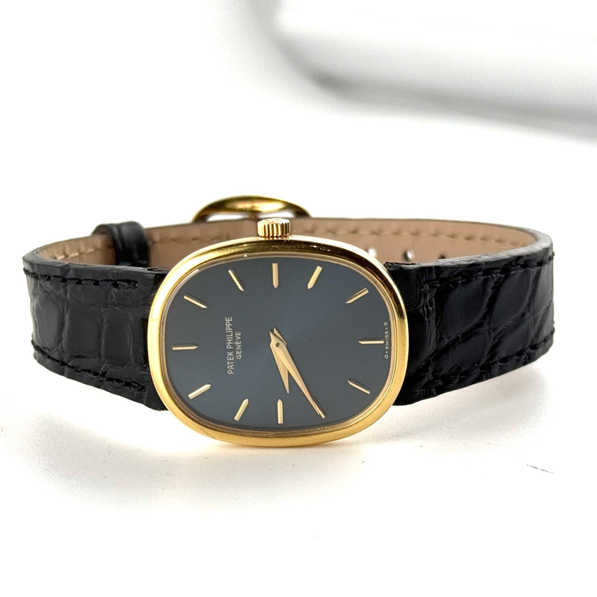 Patek Philippe Golden Ellipse 4226, dettaglio fotografico 1