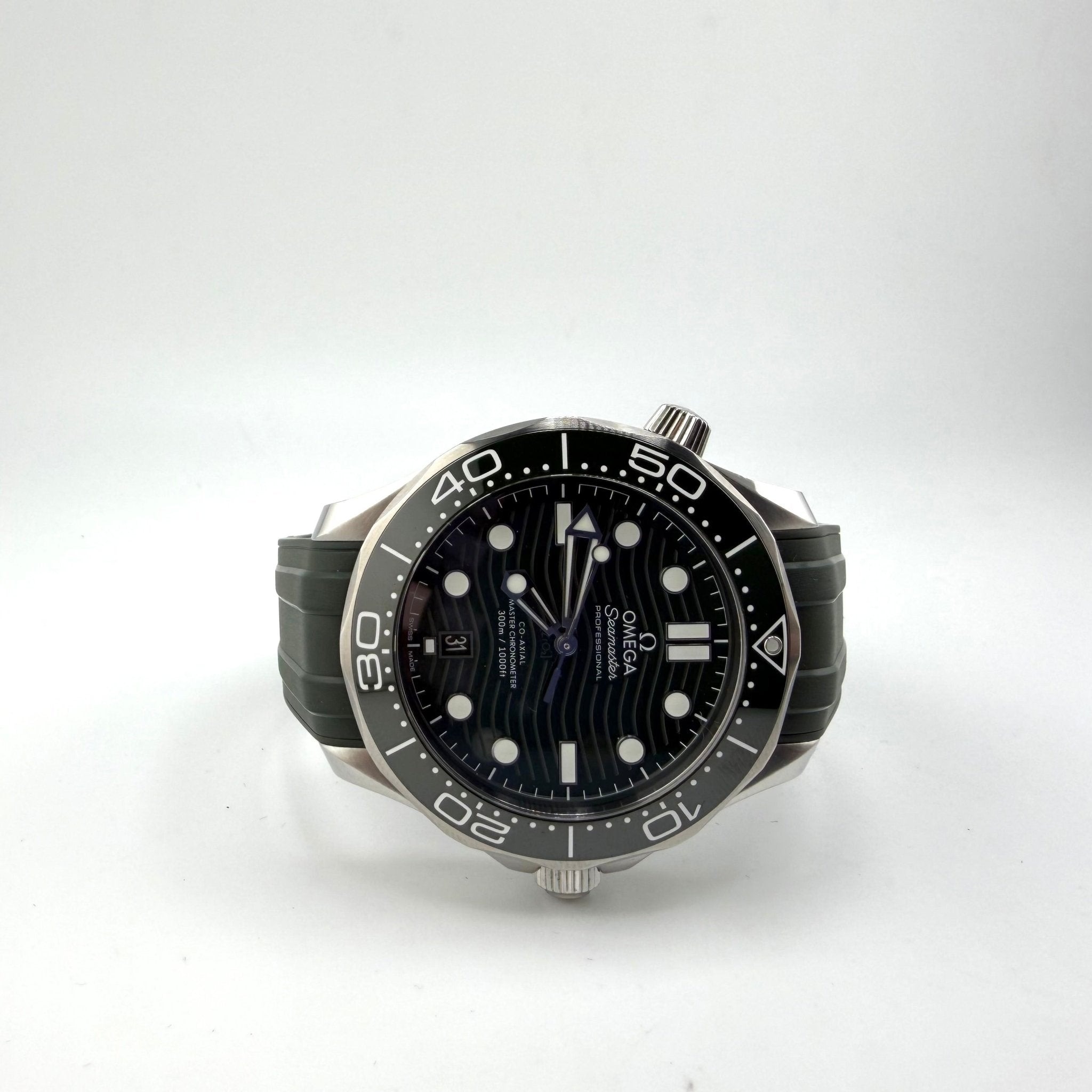 OMEGA Seamaster Diver 300M 210.32.42.20.10.001, dettaglio fotografico 1