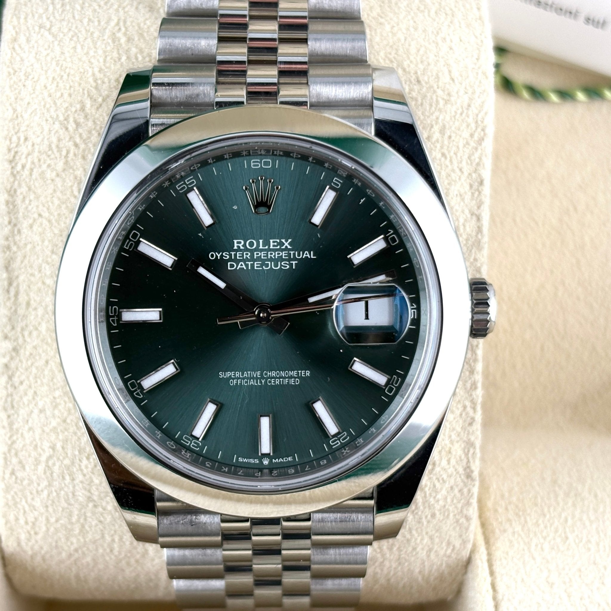 Rolex 126300, dettaglio 2