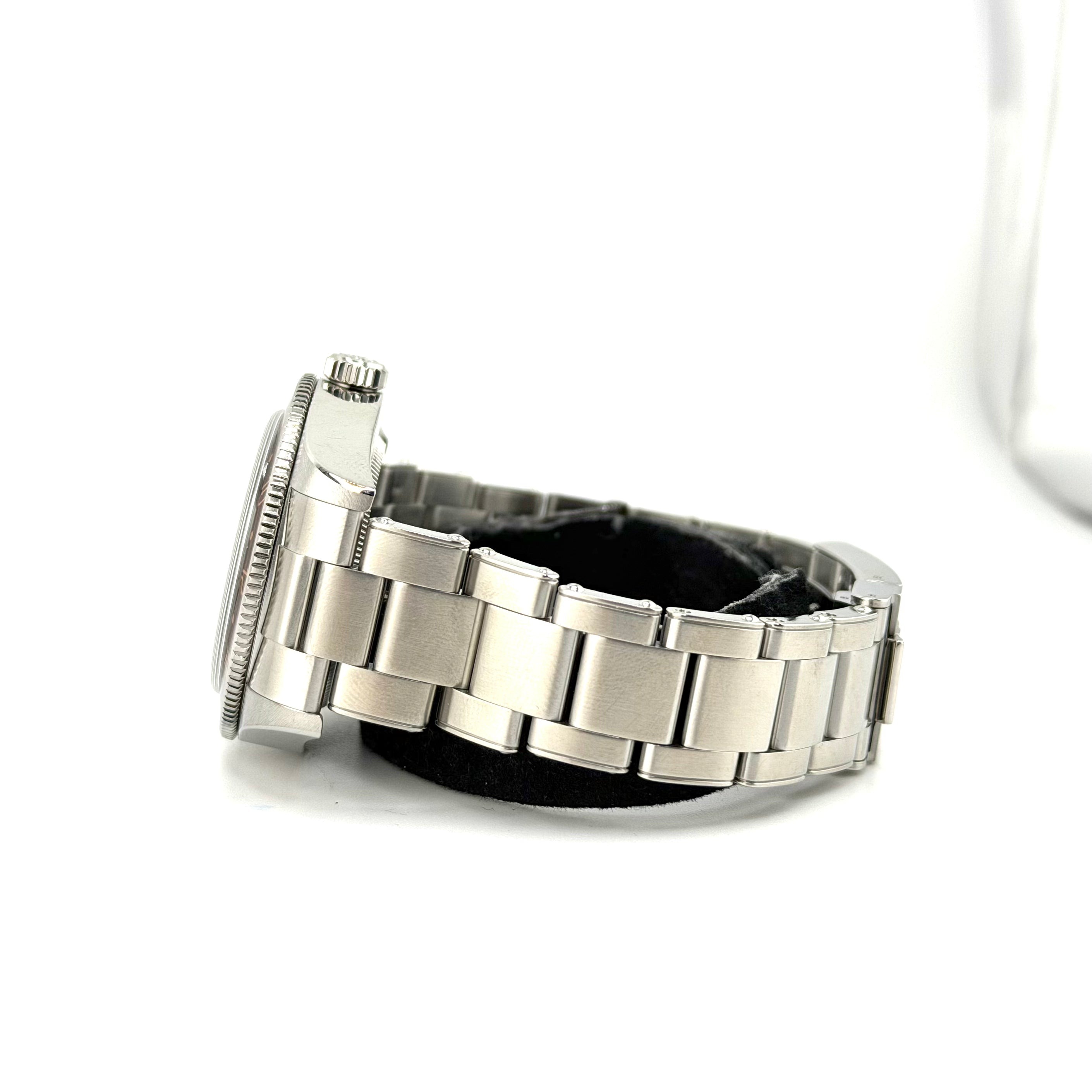 Tudor Black Bay 58 GMT M7939G1A0NRU-0001, dettaglio del quadrante