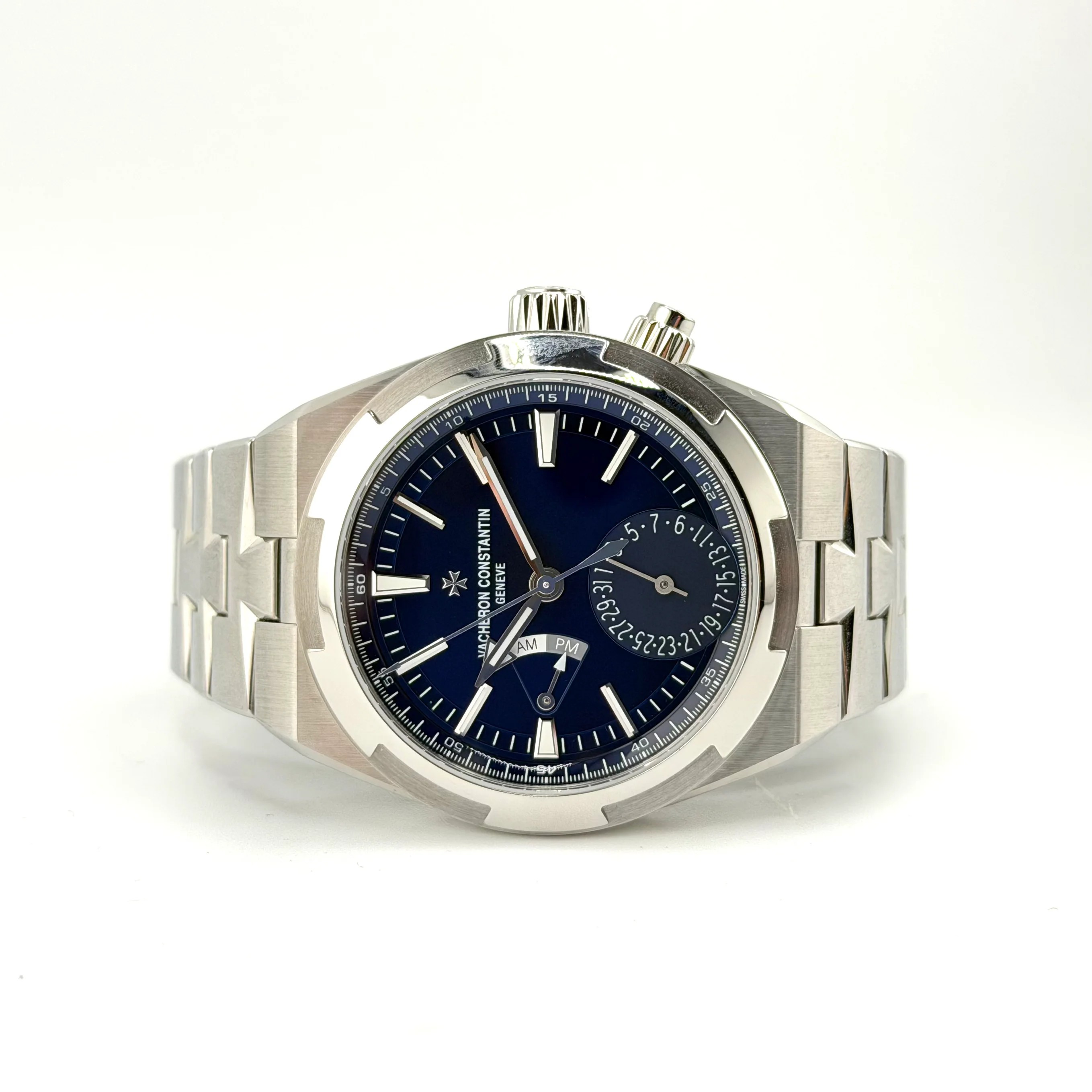 Vacheron Constantin Overseas Dual Time 41 mm: referenza 7920V/210A-B334, vista principale.