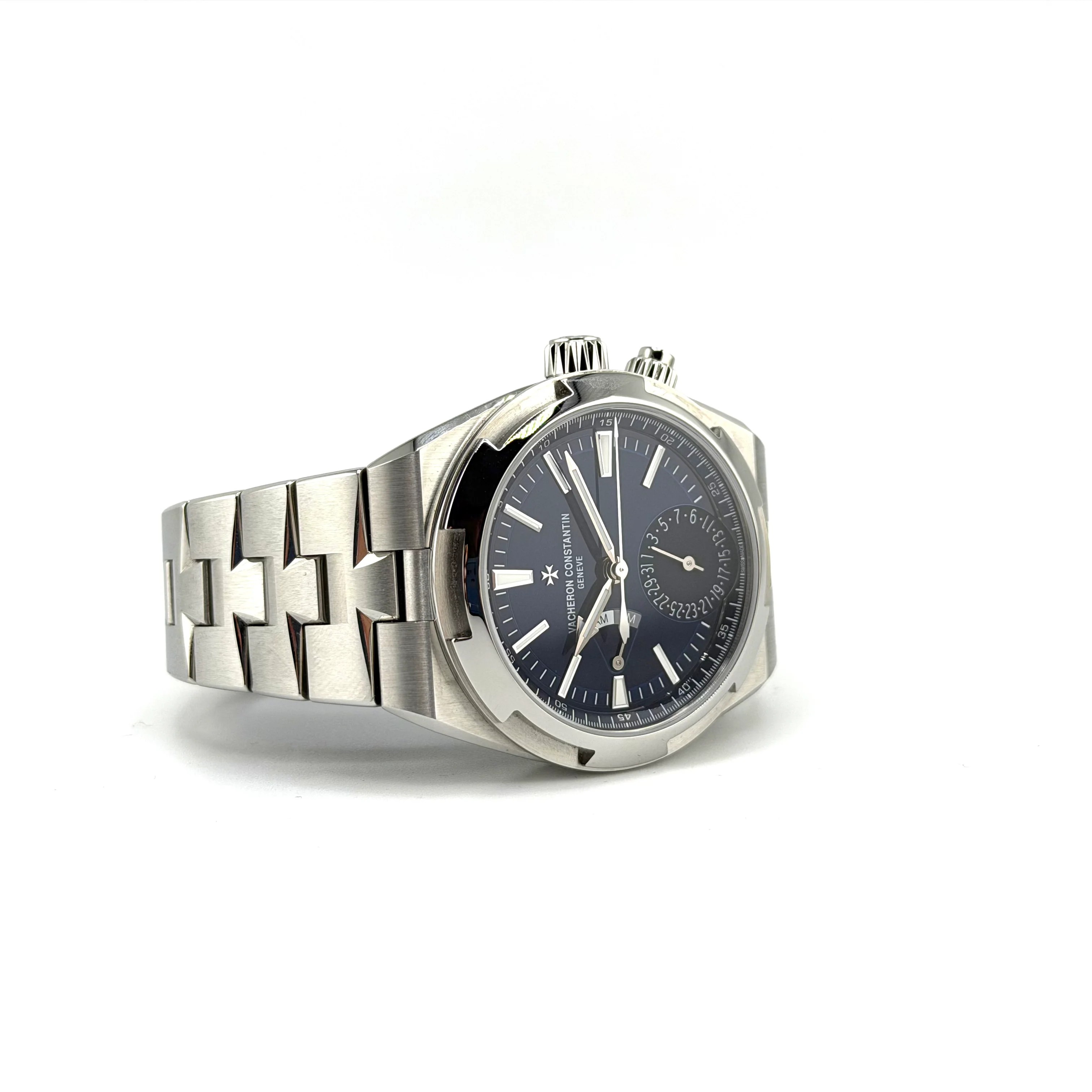 Vacheron Constantin Overseas Dual Time referenza 7920V/210A-B334, dettaglio 3